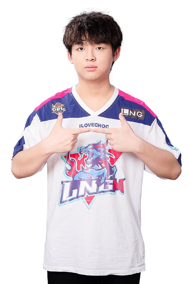 壹号娱乐-队内火爆情绪暗潮汹涌，堪比赛场更激烈(暗流如潮小说完整版)